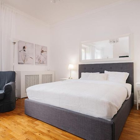 Plac Konstytucji Studio Варшава Экстерьер фото